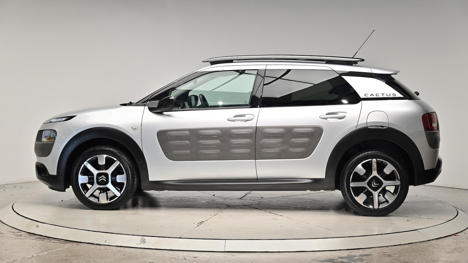 Used Citroen C4 Cactus 2017 for sale - 76166681: Photo 21