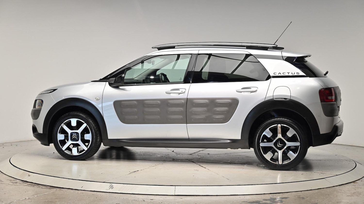 Used Citroen C4 Cactus 2017 for sale - 76166681: Photo 22