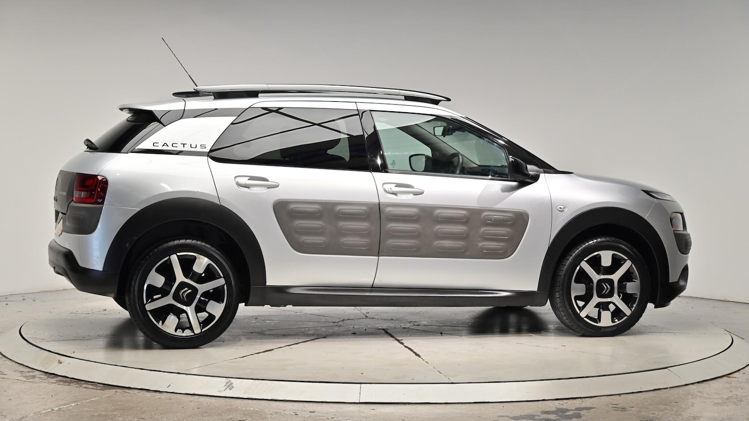 Used Citroen C4 Cactus 2017 for sale - 76166681: Photo 37
