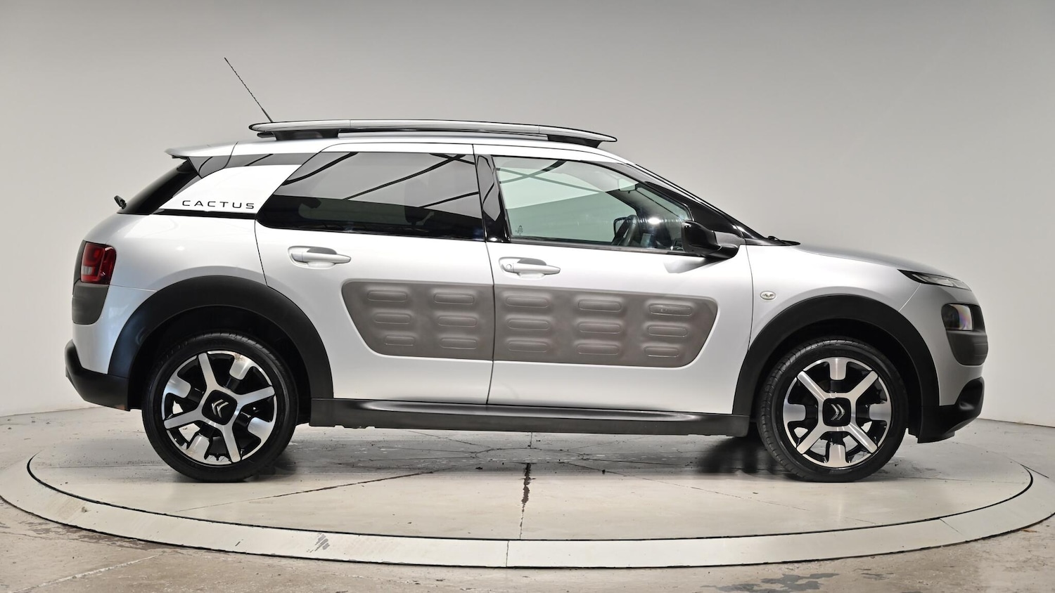 Used Citroen C4 Cactus 2017 for sale - 76166681: Photo 38