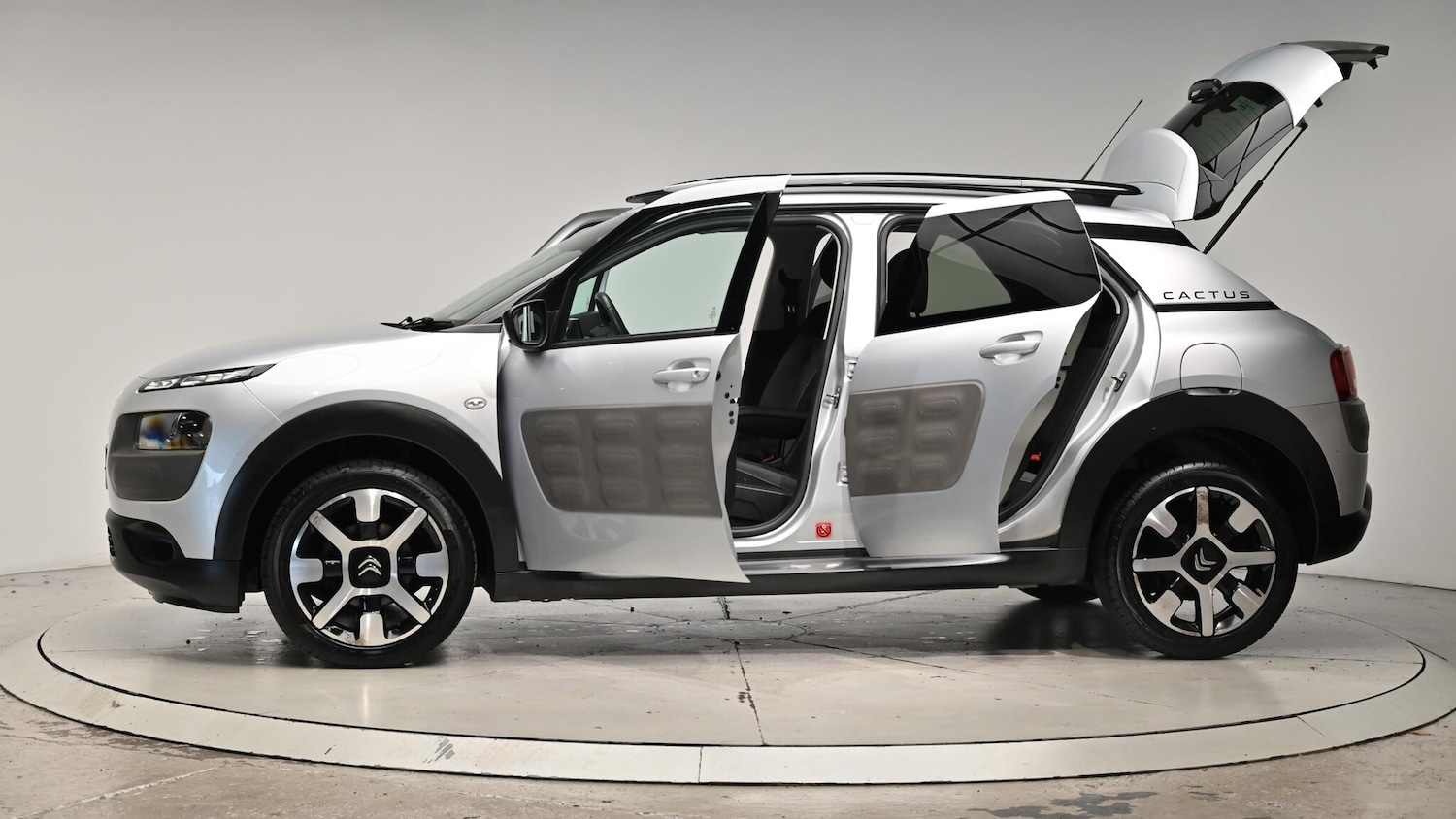 Used Citroen C4 Cactus 2017 for sale - 76166681: Photo 56
