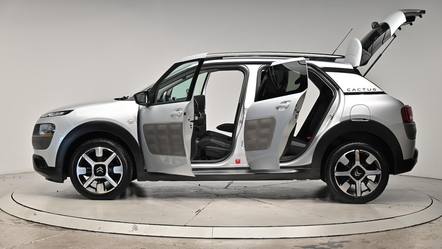 Used Citroen C4 Cactus 2017 for sale - 76166681: Photo 57