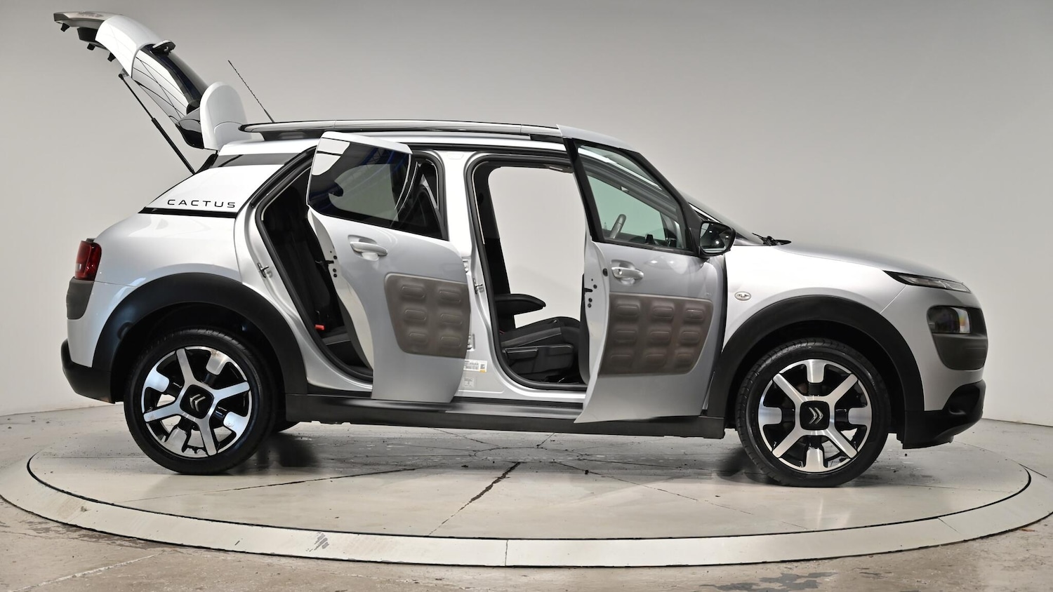 Used Citroen C4 Cactus 2017 for sale - 76166681: Photo 75