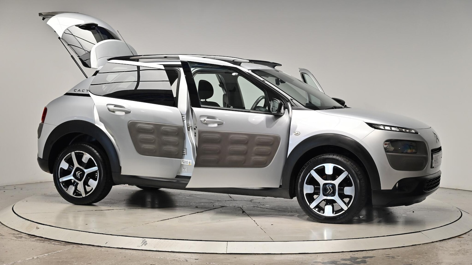 Used Citroen C4 Cactus 2017 for sale - 76166681: Photo 77