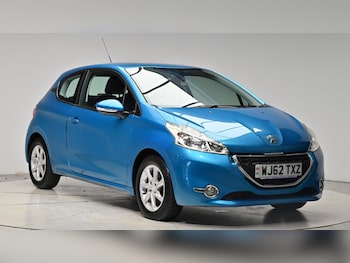 Used Peugeot 208 2012 for sale - 75589130: Photo