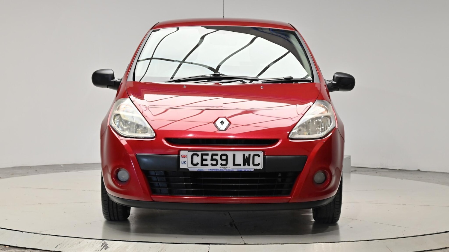 Used Renault Clio 2009 for sale - 76991536: Photo 2