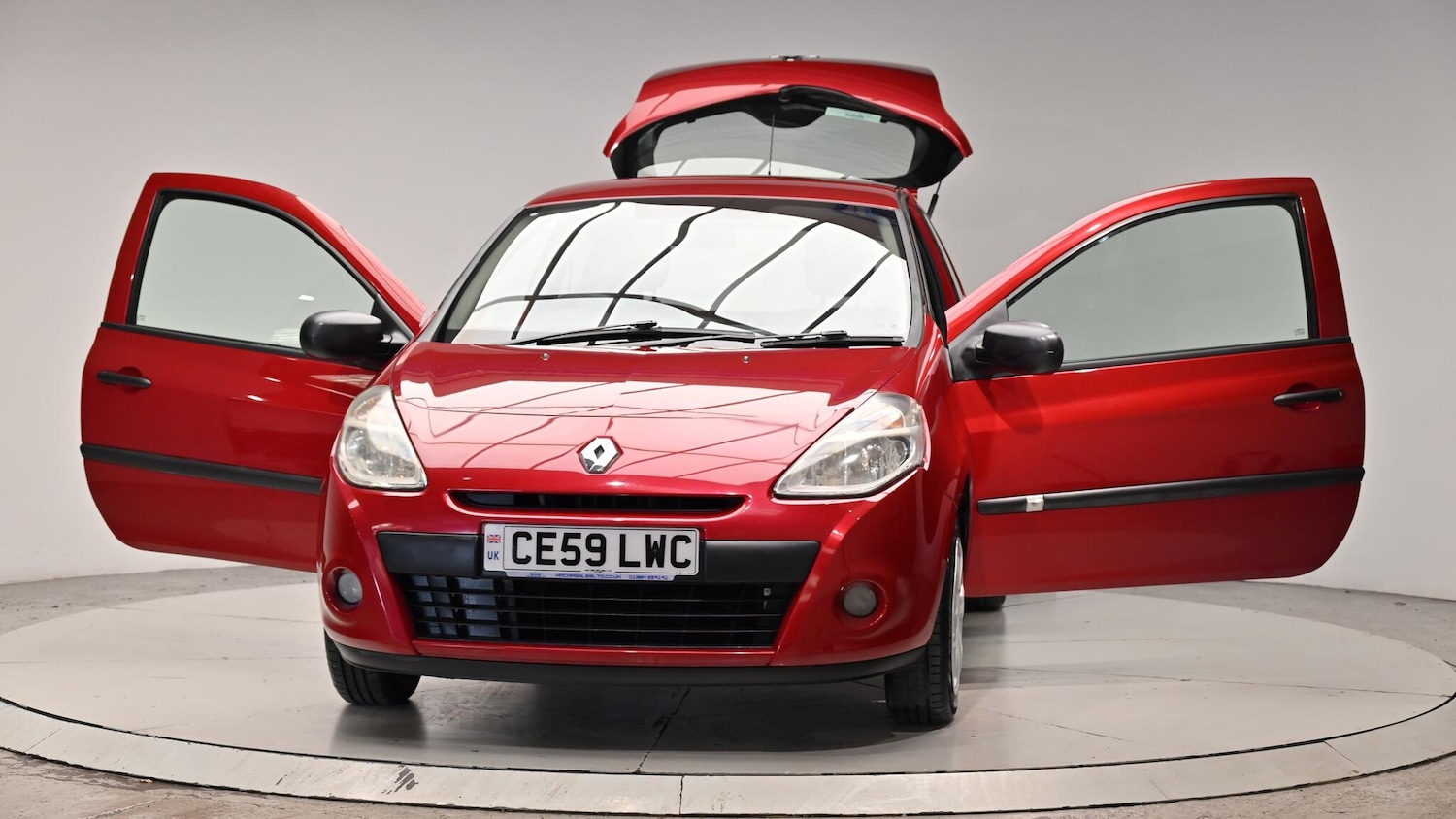 Used Renault Clio 2009 for sale - 76991536: Photo 48