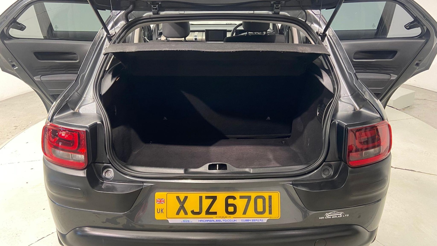 Vehicle 89