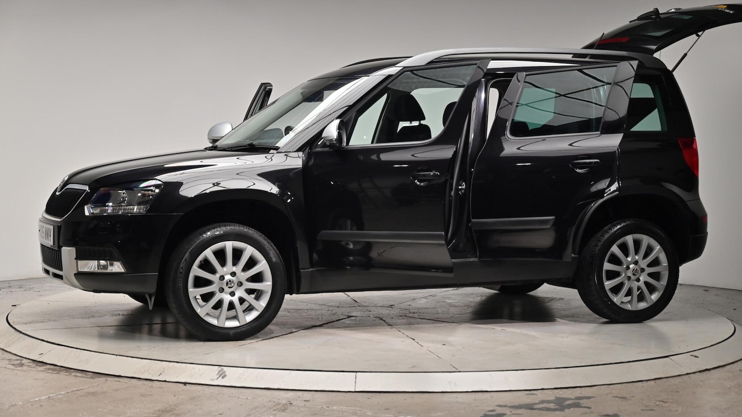 Used Skoda Yeti 2015 for sale - 76484850: Photo 54