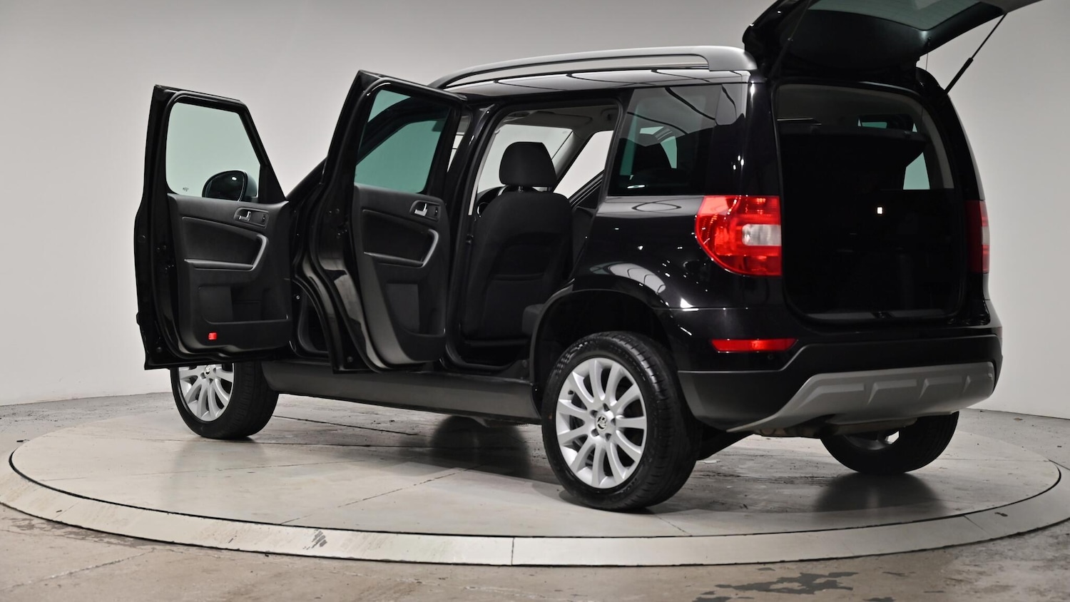 Used Skoda Yeti 2015 for sale - 76484850: Photo 61