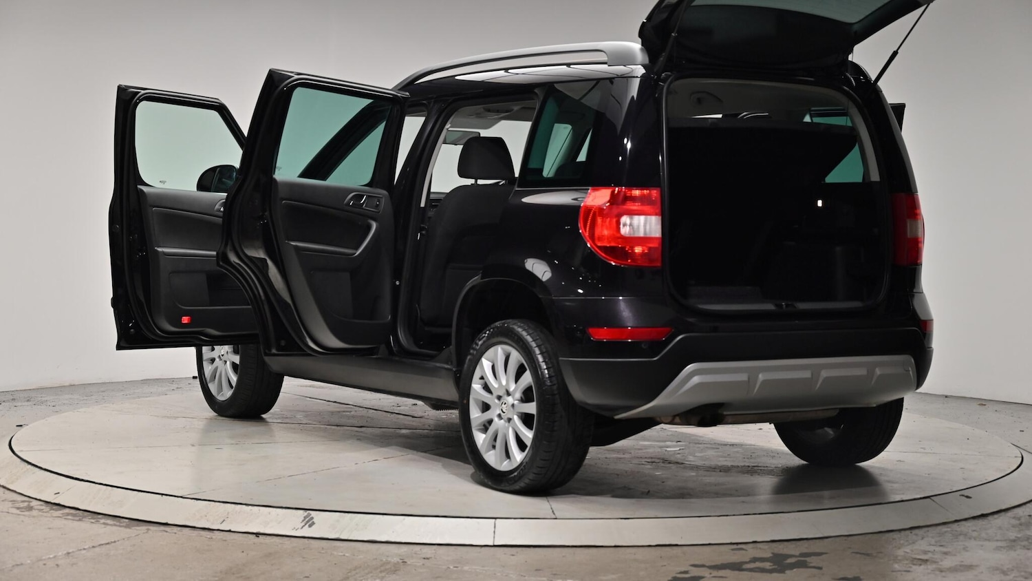 Used Skoda Yeti 2015 for sale - 76484850: Photo 62