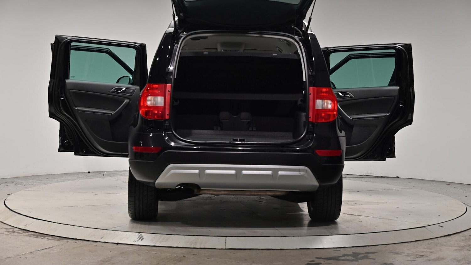 Used Skoda Yeti 2015 for sale - 76484850: Photo 65