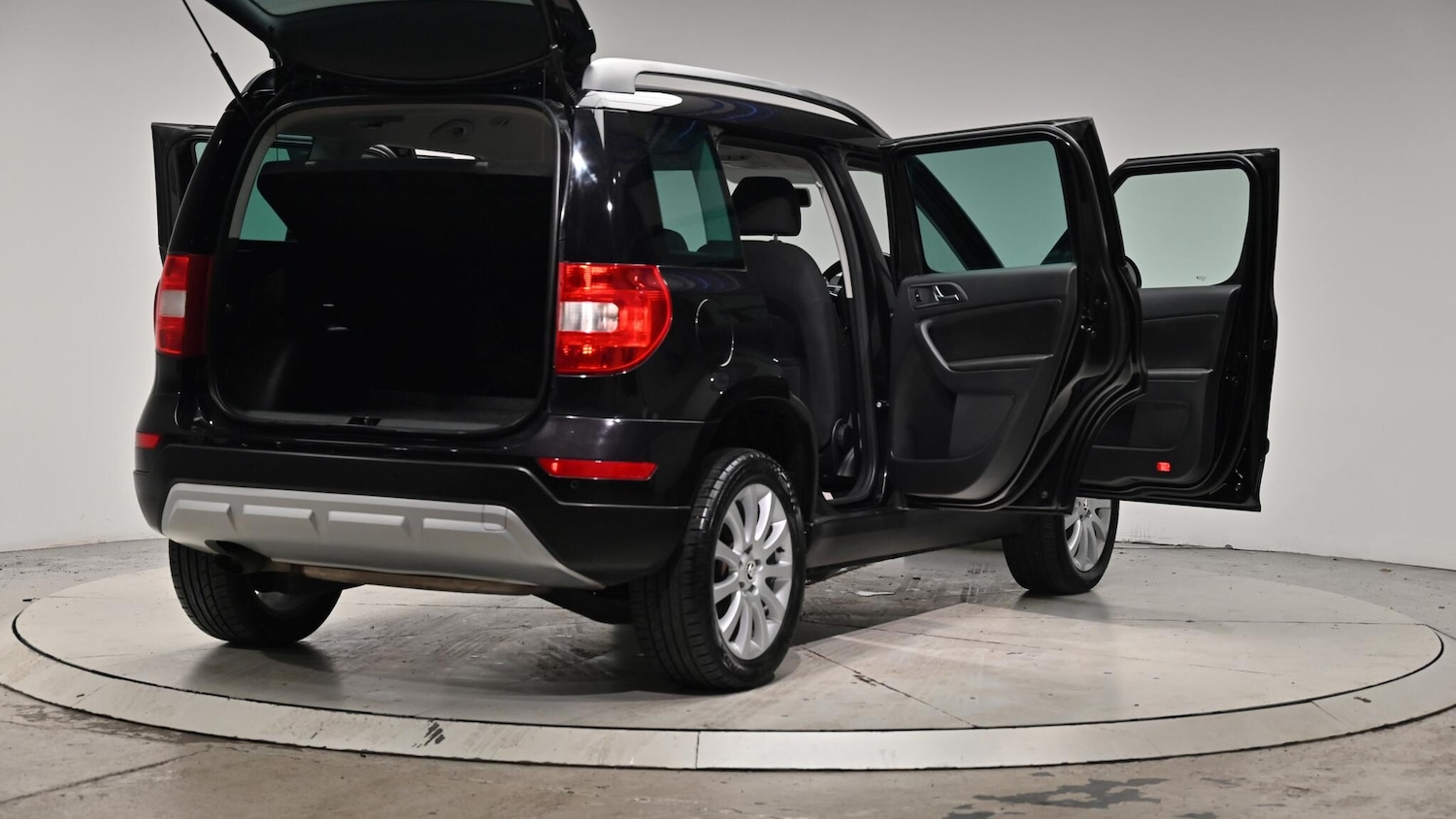 Used Skoda Yeti 2015 for sale - 76484850: Photo 68