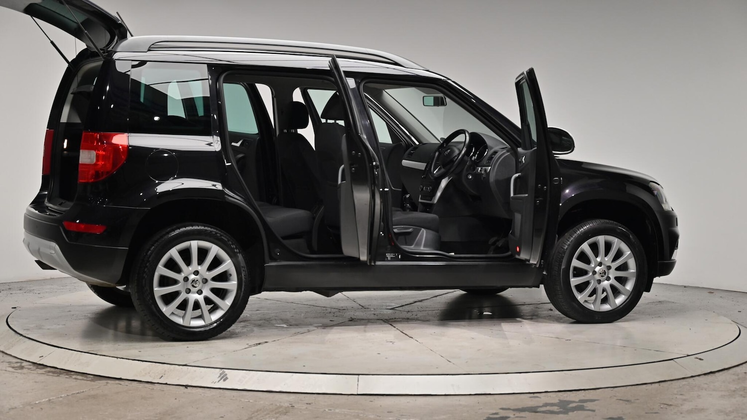 Used Skoda Yeti 2015 for sale - 76484850: Photo 72