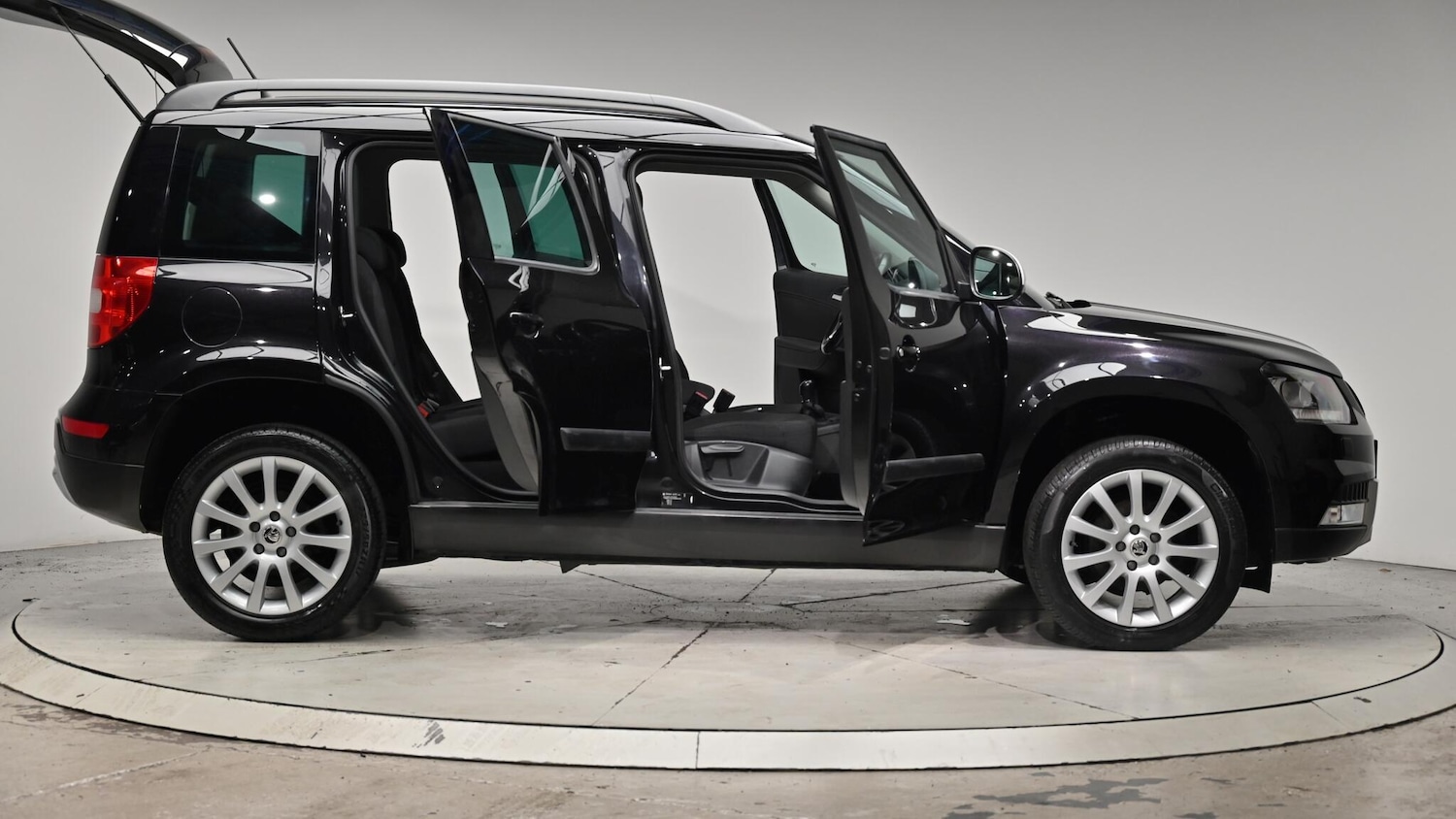 Used Skoda Yeti 2015 for sale - 76484850: Photo 74