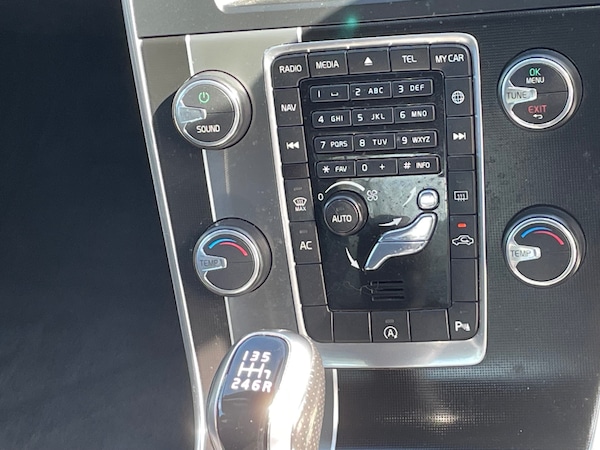 Used Volvo S60 2017 for sale - 75649035: Photo 6