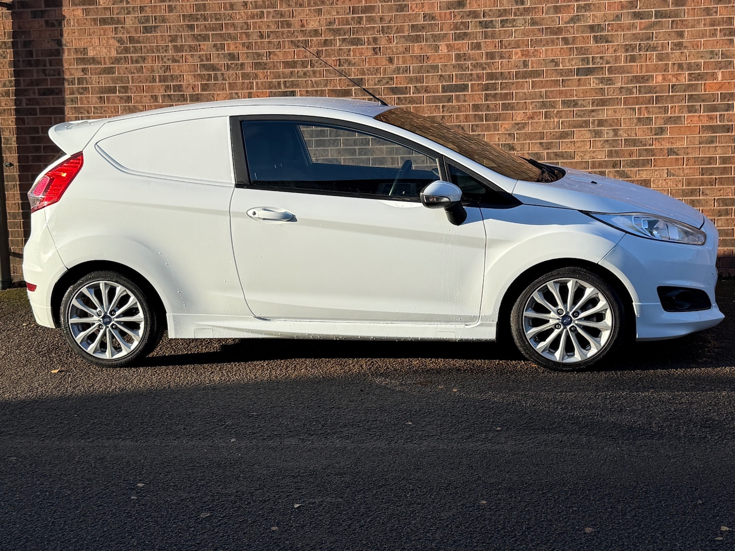 Used Ford Fiesta 2016 for sale - 76571317: Photo 3