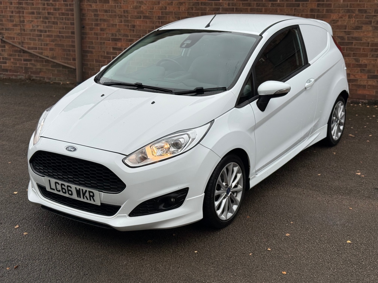 Used Ford Fiesta 2016 for sale - 76547959: Photo 7
