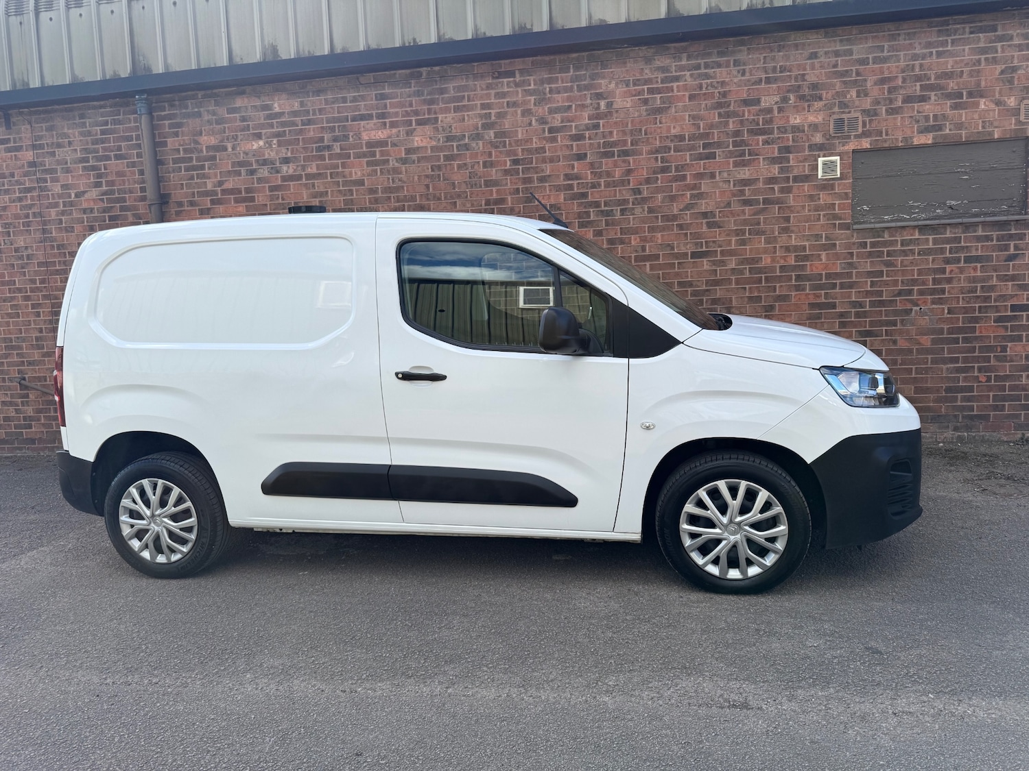 Used Citroen Berlingo 2020 for sale - 78145800: Photo 5