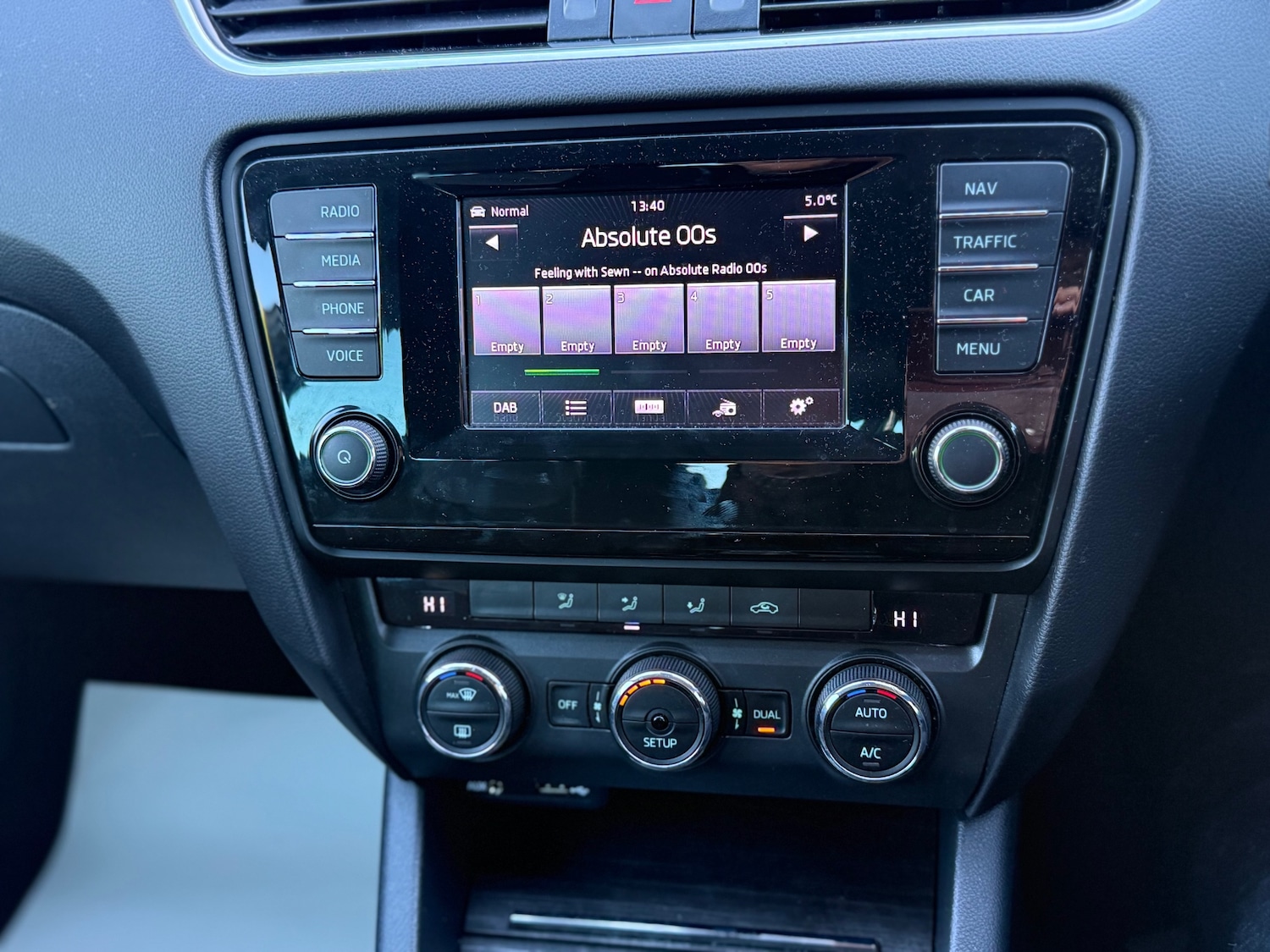 Used Skoda Octavia 2015 for sale - 76699642: Photo 19