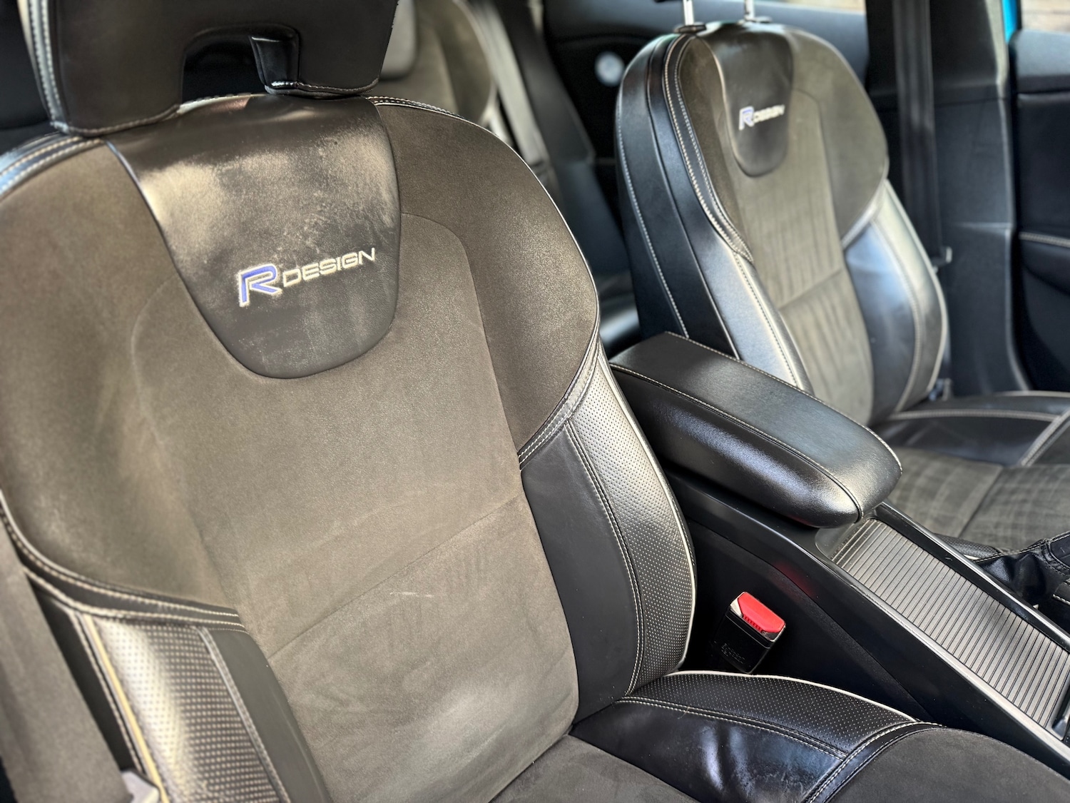 Used Volvo V40 2014 for sale - 76627380: Photo 11