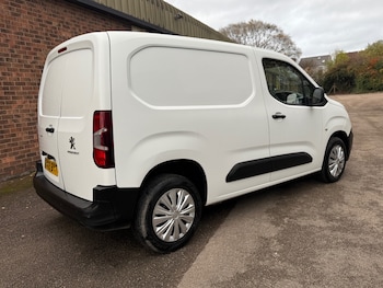 Used Peugeot Partner 2021 for sale - 76455147: Photo