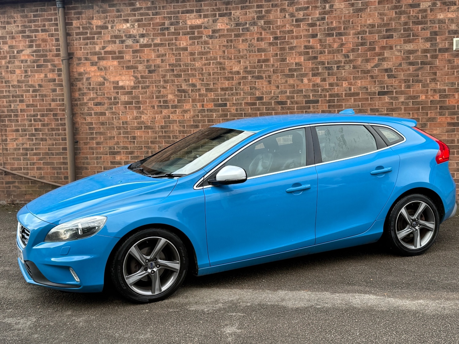 Used Volvo V40 2014 for sale - 76799578: Photo 12