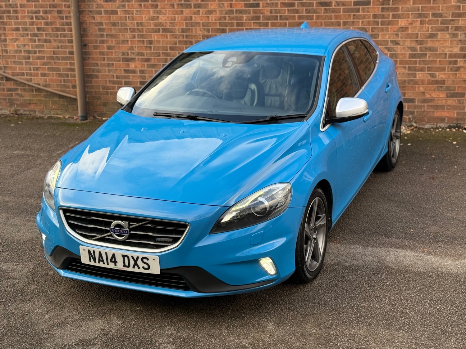 Used Volvo V40 2014 for sale - 76799578: Photo 7