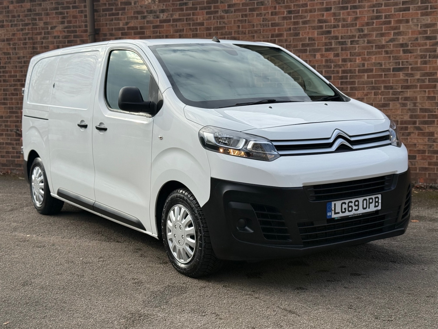 Used Citroen Dispatch 2019 for sale - 76497691: Photo 2
