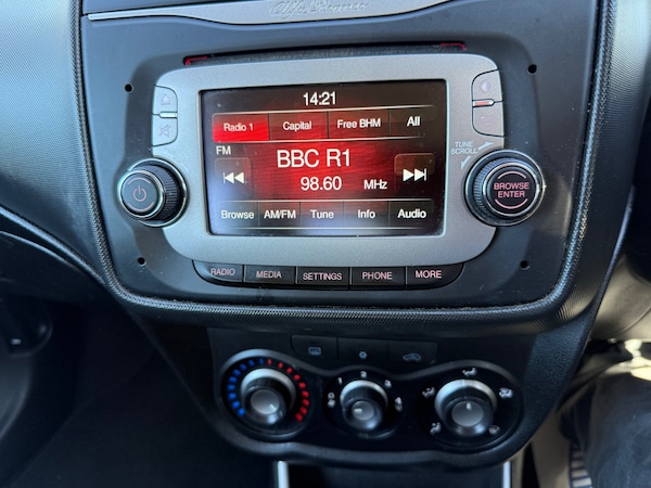 Used Alfa Romeo MiTo 2015 for sale - 75349484: Photo 10