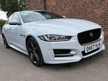 Used Jaguar XE 2017 for sale - 79623304: Photo