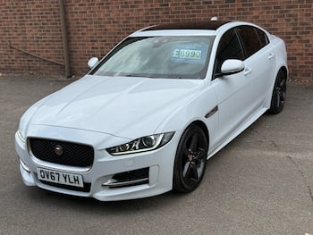 Used Jaguar XE 2017 for sale - 79623304: Photo