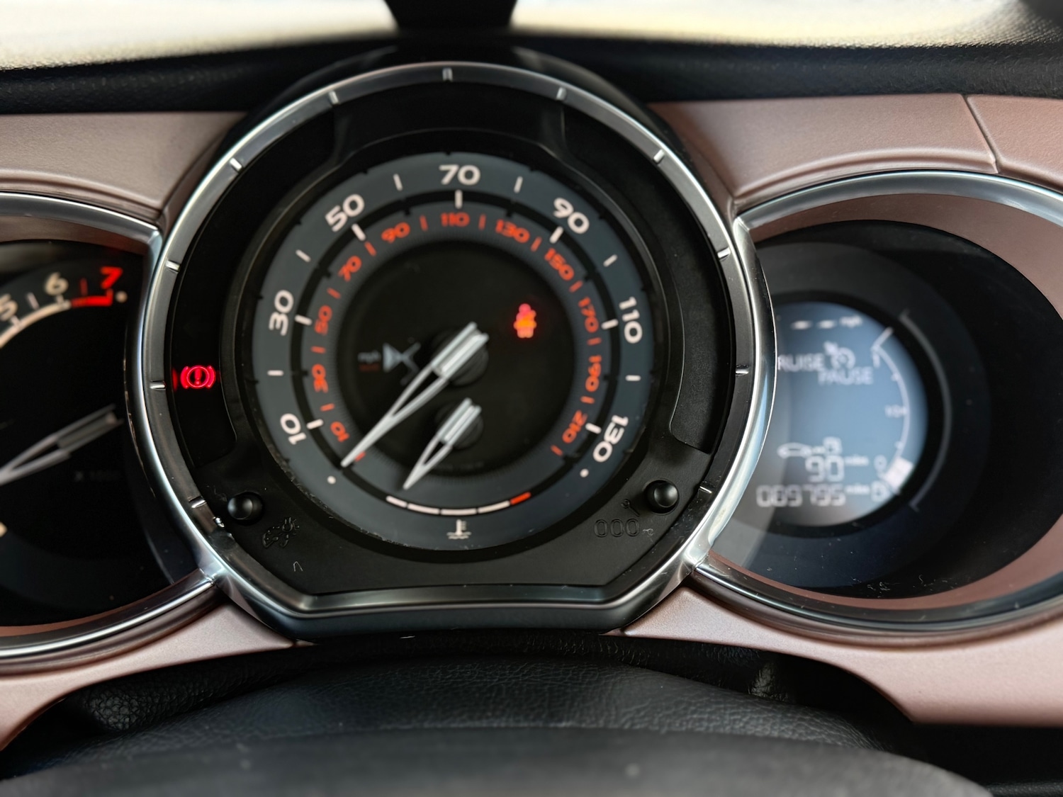 Used DS Automobiles DS 3 2016 for sale - 76650803: Photo 10