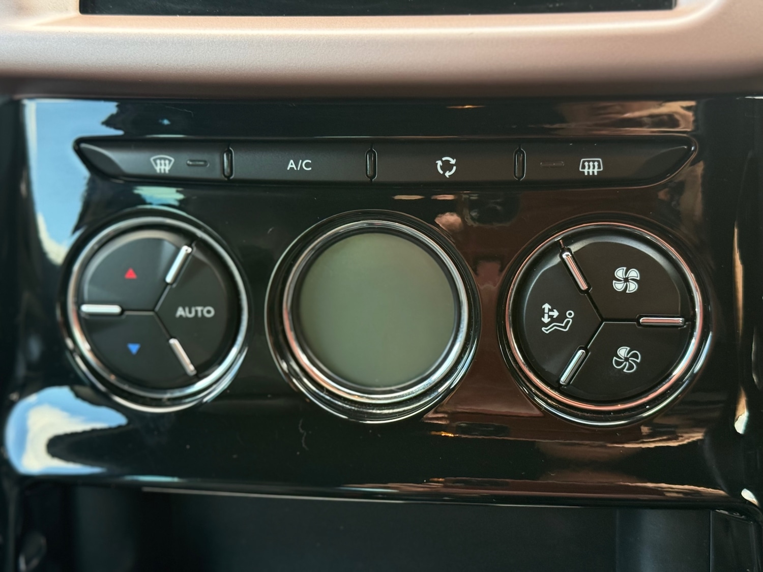 Used DS Automobiles DS 3 2016 for sale - 76650803: Photo 12