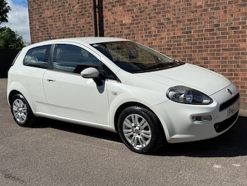 Used Fiat Punto 2015 for sale - 78967398: Photo