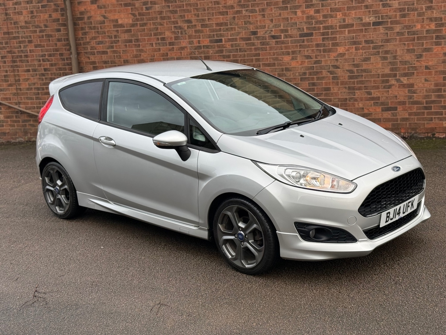 Used Ford Fiesta 2014 for sale - 77494936: Photo 2