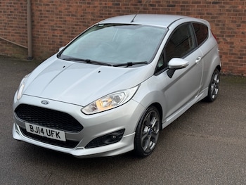 Used Ford Fiesta 2014 for sale - 77494936: Photo