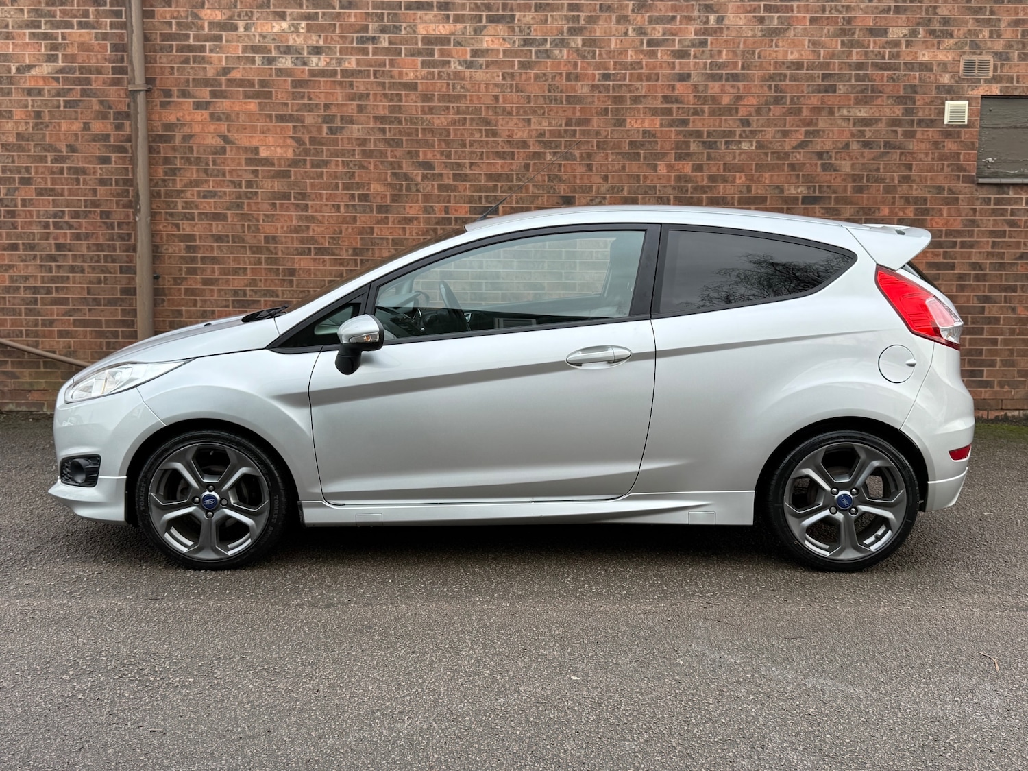 Used Ford Fiesta 2014 for sale - 77494936: Photo 8