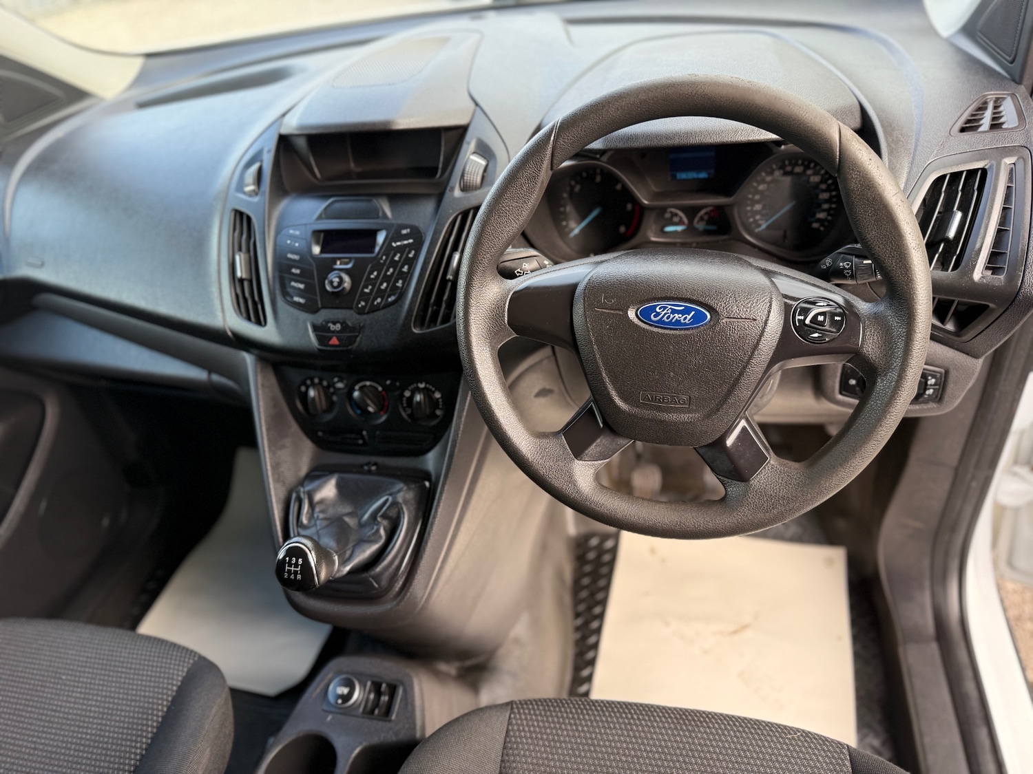 Used Ford Transit Connect 2015 for sale - 76323829: Photo 13