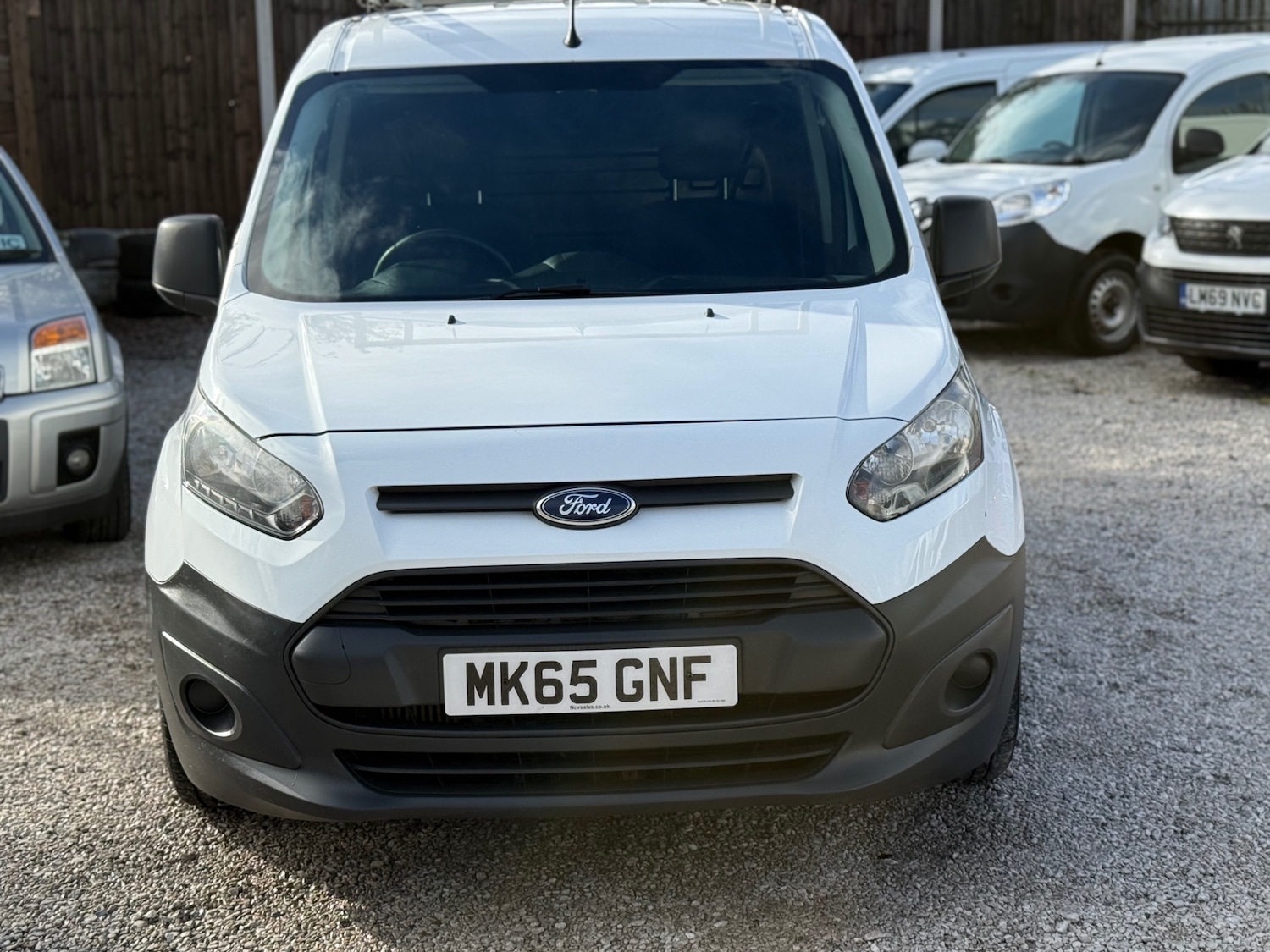 Used Ford Transit Connect 2015 for sale - 76323829: Photo 2