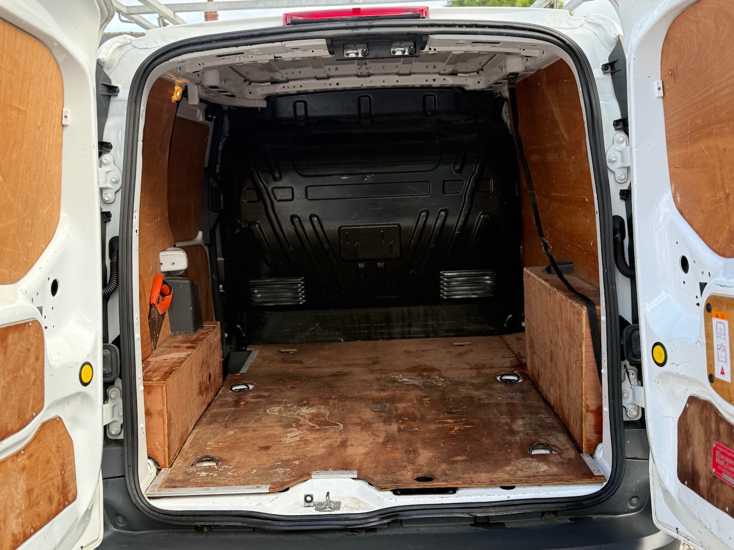 Used Ford Transit Connect 2015 for sale - 76323829: Photo 9