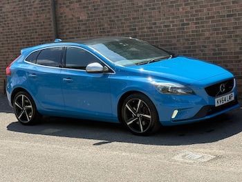 Used Volvo V40 2014 for sale - 79204085: Photo