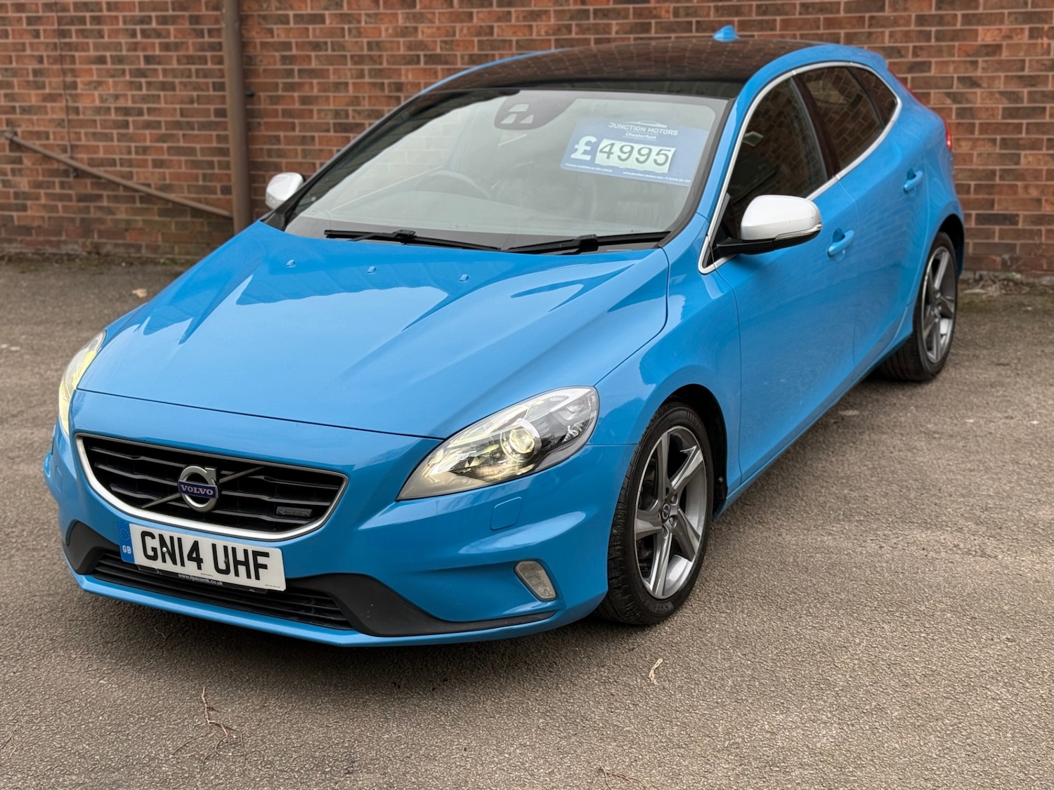 Used Volvo V40 2014 for sale - 77601316: Photo 3