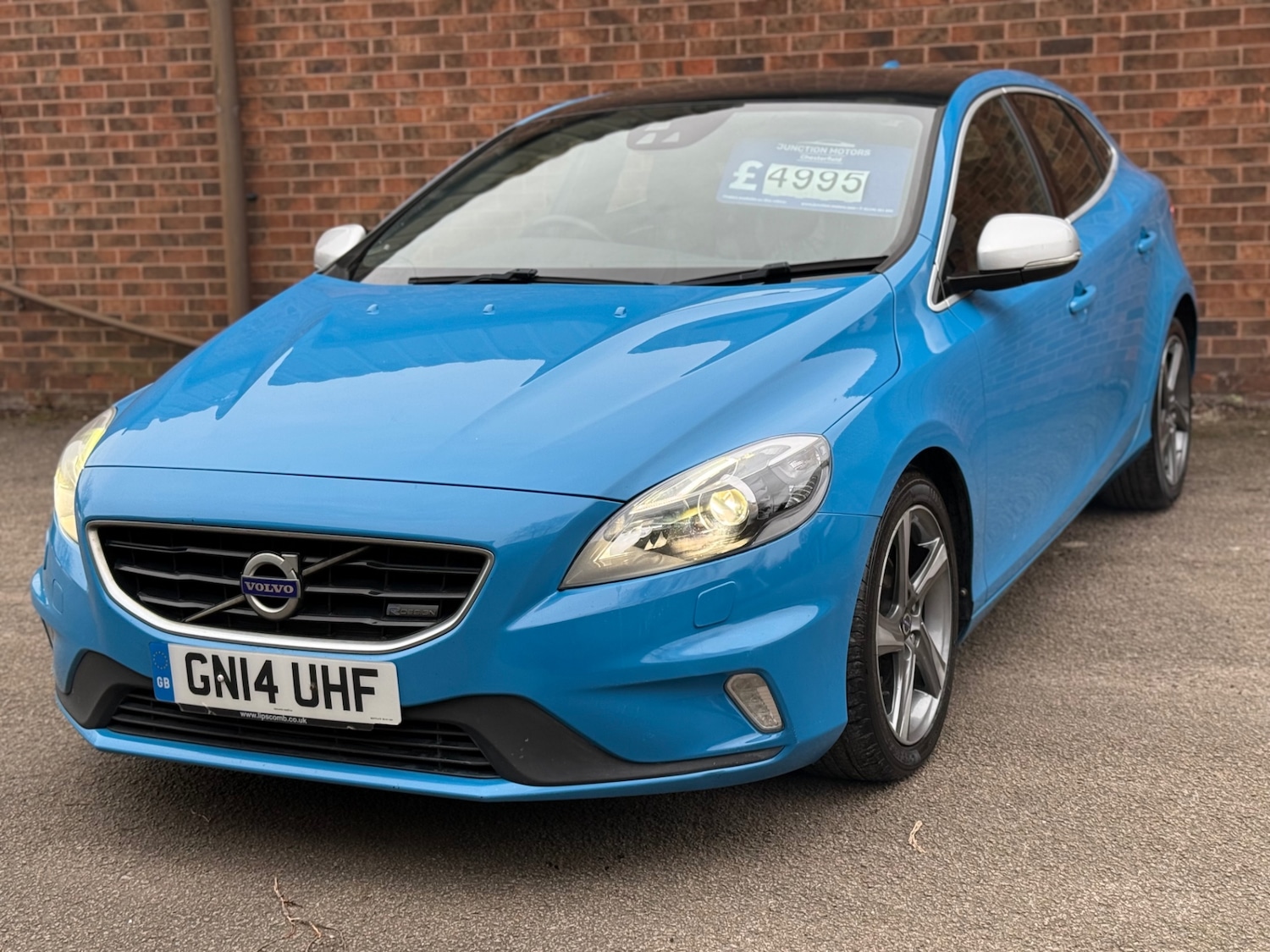 Used Volvo V40 2014 for sale - 77601316: Photo 4