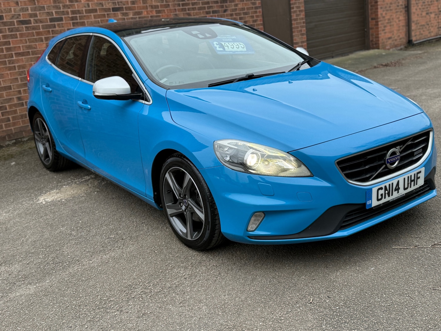 Used Volvo V40 2014 for sale - 77601316: Photo 7