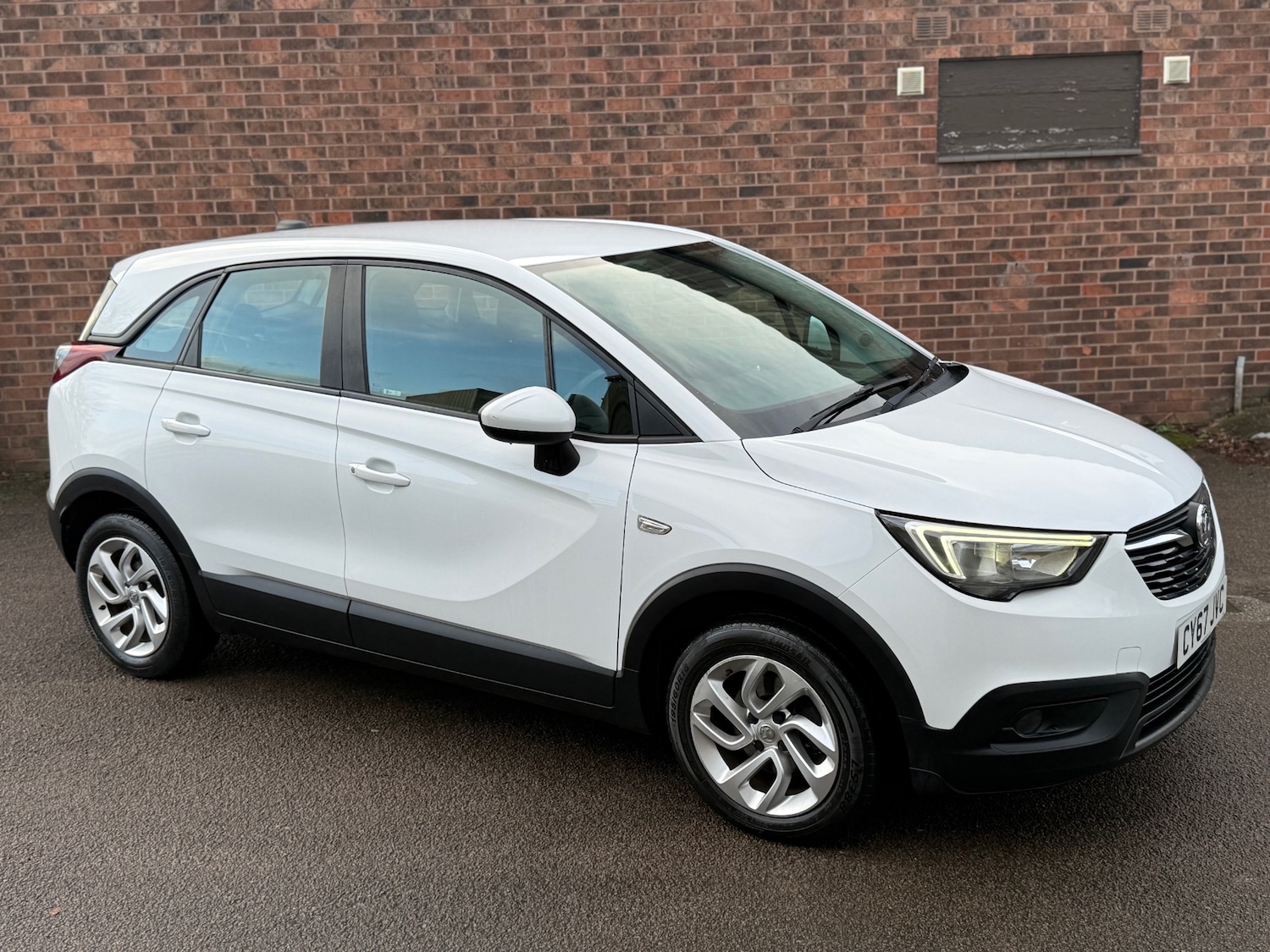 Used Vauxhall Crossland X 2018 for sale - 77173443: Photo 2