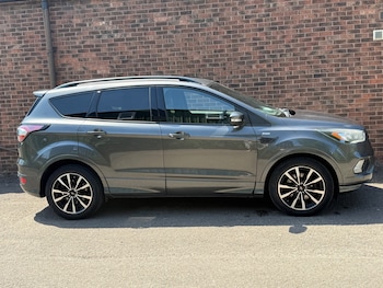 Used Ford Kuga 2017 for sale - 79001751: Photo