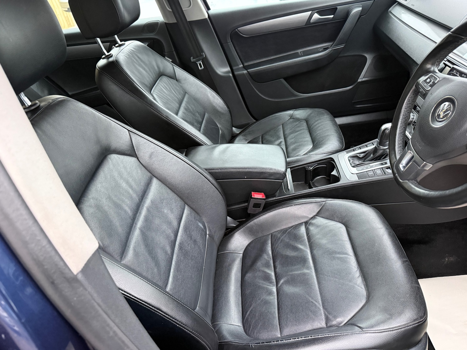 Used Volkswagen Passat 2014 for sale - 77032291: Photo 2