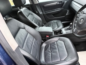 Used Volkswagen Passat 2014 for sale - 77032291: Photo