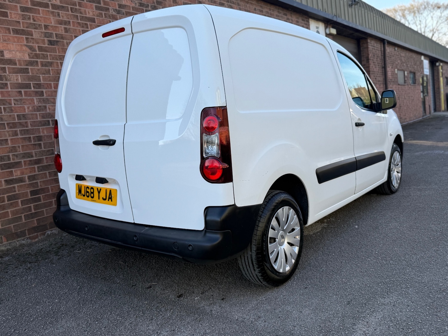 Used Citroen Berlingo 2018 for sale - 77942796: Photo 4
